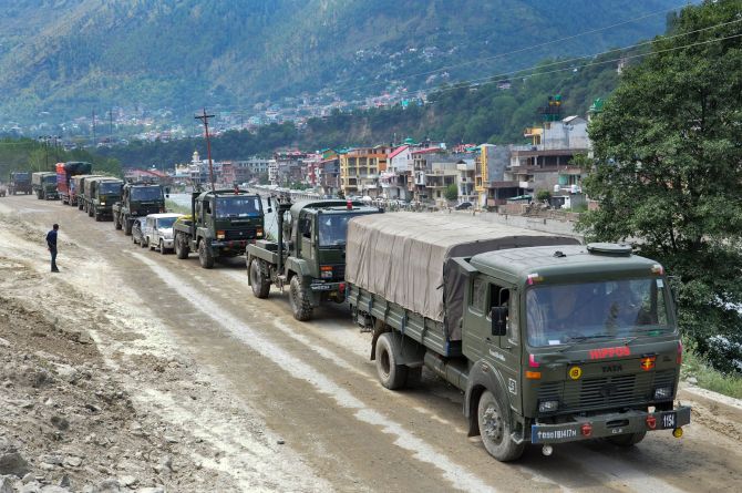 Army Vehicles Move Towards Leh