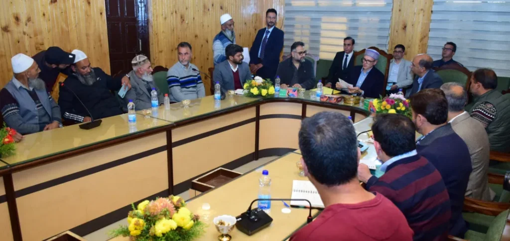 Chief Minister Met Several Delegations At Ganderbal 9 1