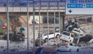 Spain Flash Floods 696x409